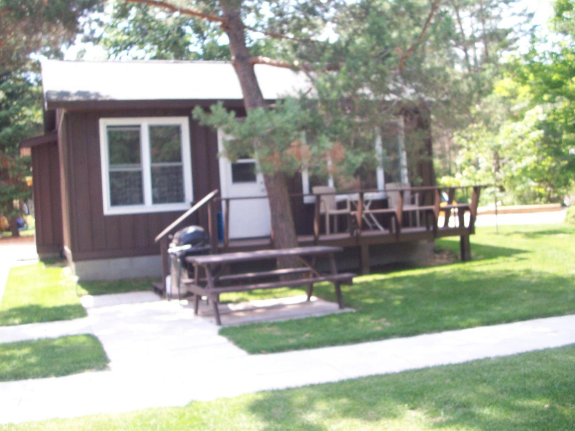 Lakewoods Cottage Oxtongue Lake Room photo