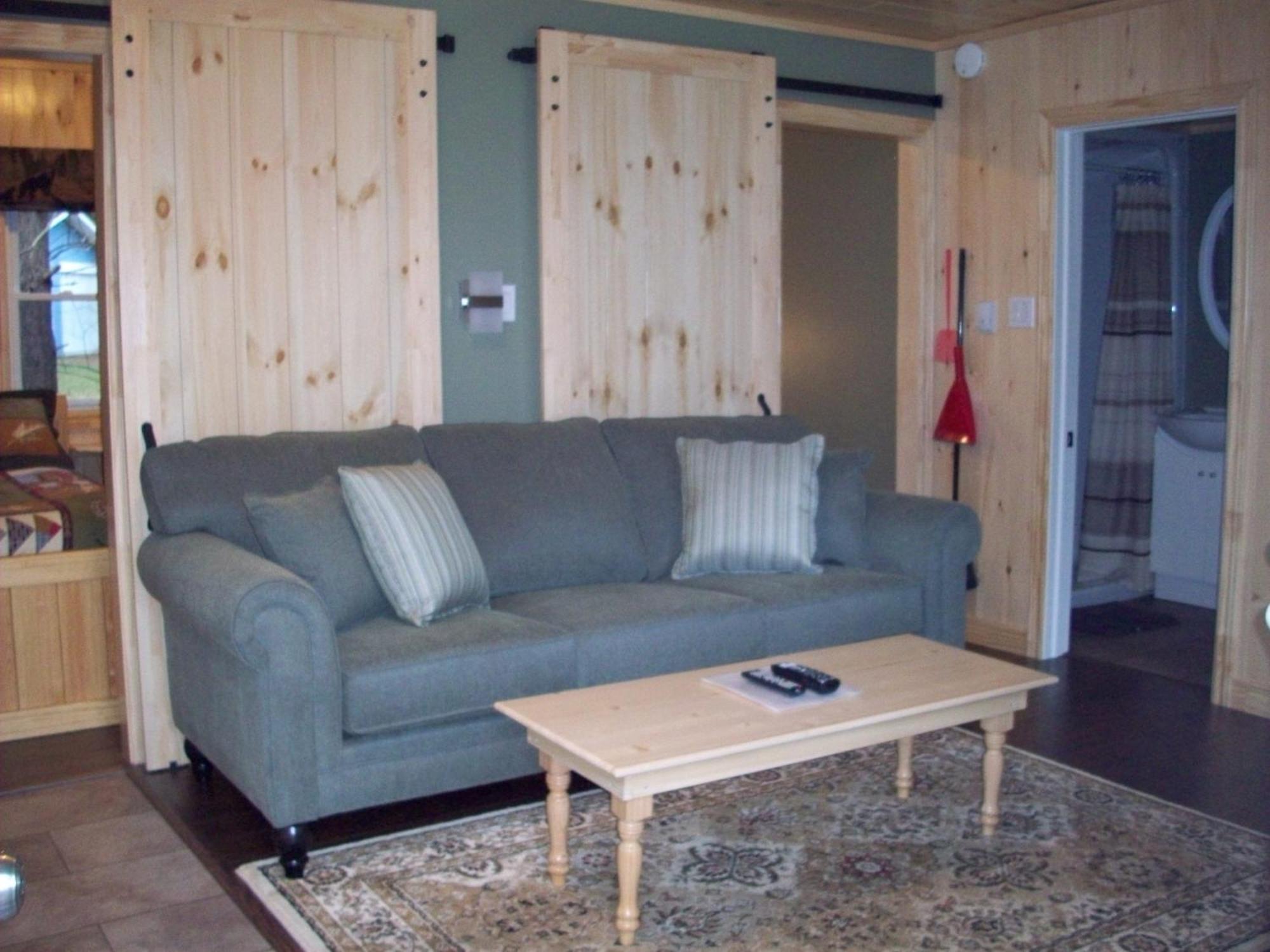 Lakewoods Cottage Oxtongue Lake Room photo